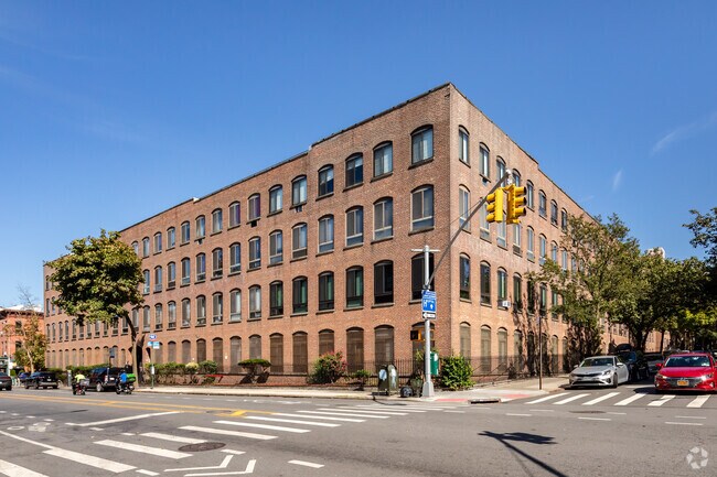 Building Photo - Ansonia Court