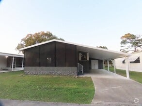 Building Photo - 1061 Quail Dr