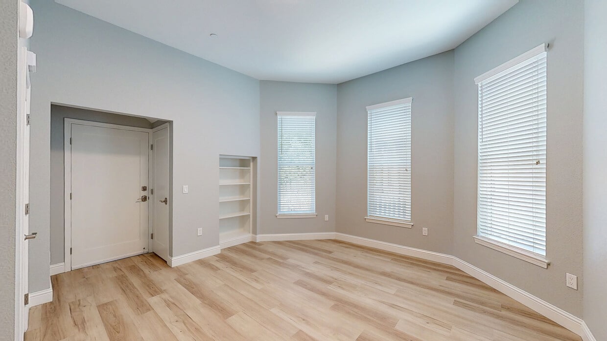Photo - 2016-2020 Dwight Way Apartments