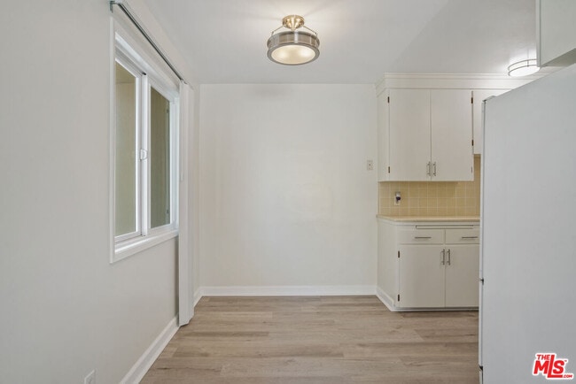 Foto del edificio - 2223 Arizona Ave