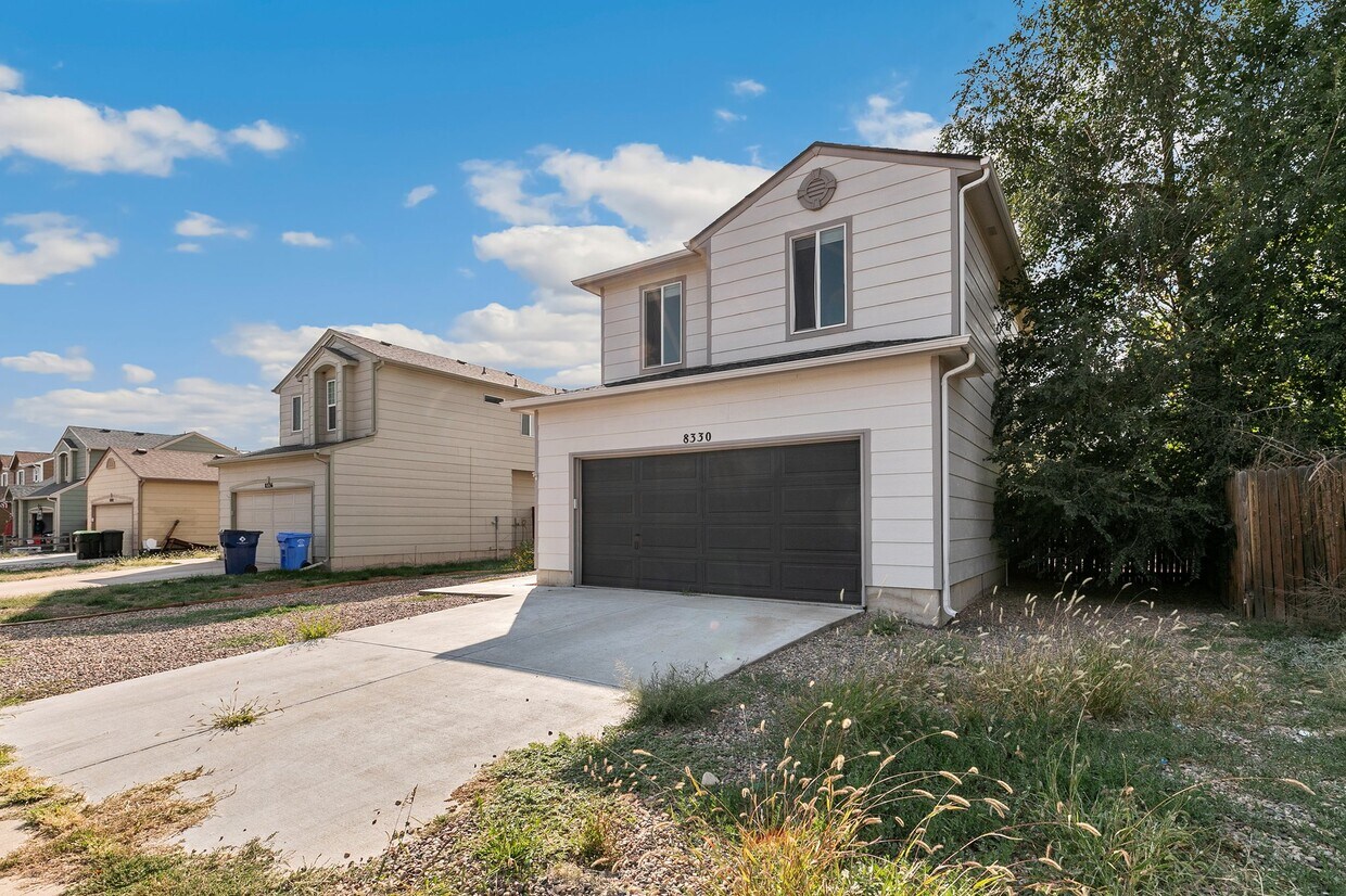 Primary Photo - 8330 Dassel Dr