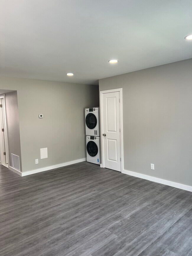 Hillside Terrace Apartments Rentals in Abington at 10501070 Tyson Ave