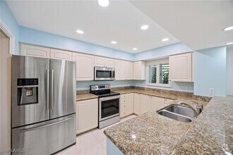 Building Photo - 1608 Spoonbill Ln