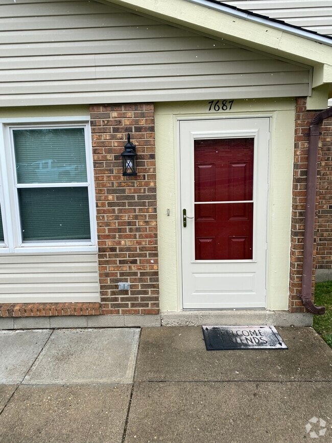 Building Photo - 7687 Brams Hill Dr
