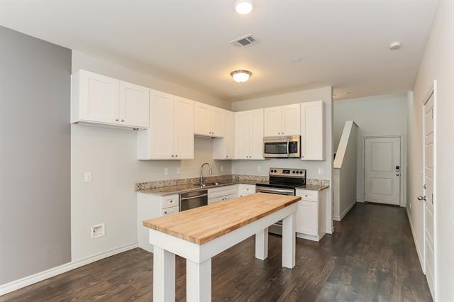 Building Photo - 3308 Brambleton Hill Pl.