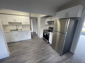 Building Photo - 45562 Kipp Ave