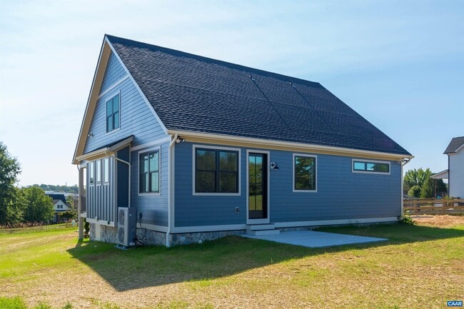 Building Photo - 91 Willow Creek Dr