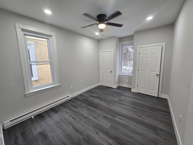 Foto del edificio - 1727 W Butler St