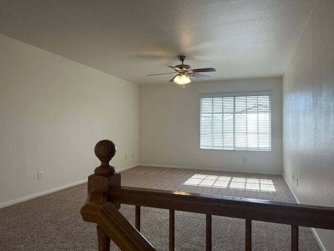 Building Photo - New flooring and freshly painted 4 bedroom home