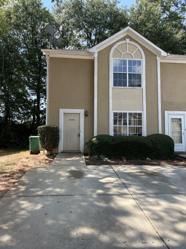 Building Photo - 5089 Chupp Way Cir