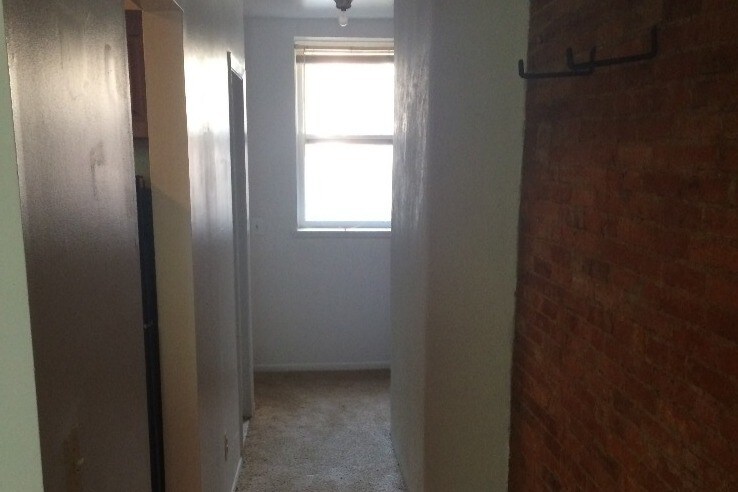 Primary Photo - 1629 South St