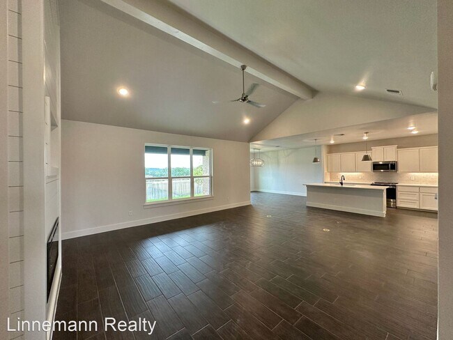 Foto del edificio - 4 br, 2.5 bath House - 8500 Kasen Avenue