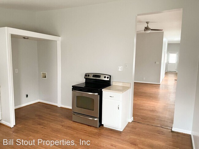 Foto del edificio - 2 br, 1 bath House - 213 S. Spring Street