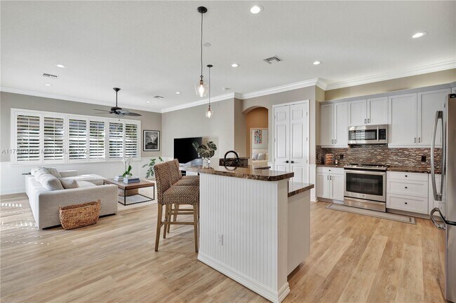 Foto del edificio - 7914 SE Osprey St