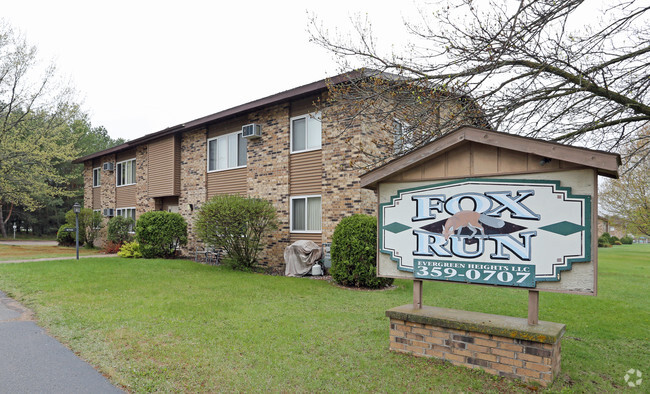 Building Photo - Fox Run Apartments