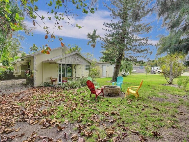Foto del edificio - 1664 SW 28th Ave