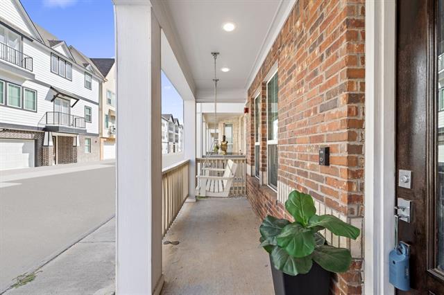 Foto del edificio - 203 S Village Way