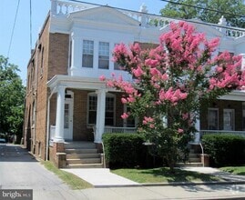 Building Photo - 404 Camden Ave
