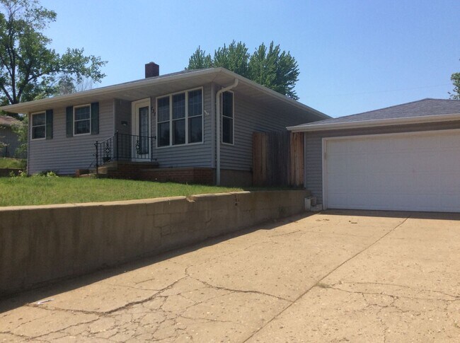 Foto del edificio - Single Family Home