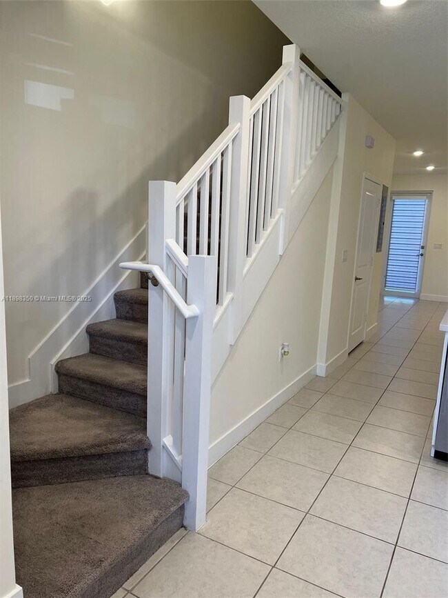 Photo - 10270 NW 66th St House