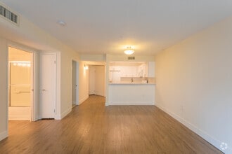 2X2 - Park Regency Apartments