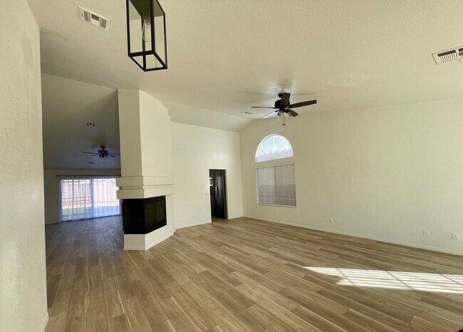 Foto del edificio - 1536 Pony Ranch Cir