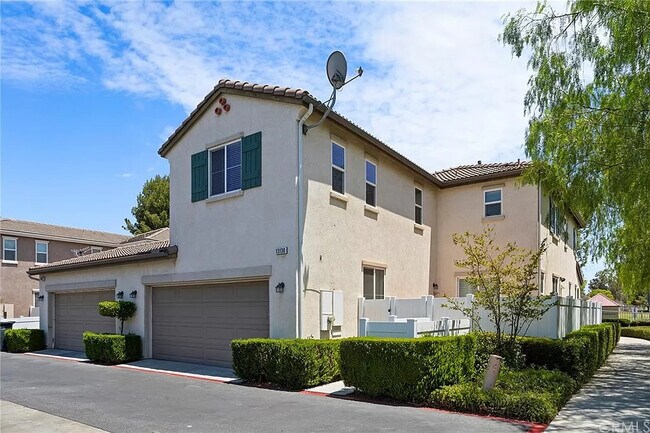 Foto del edificio - 13130 Westminster Ln