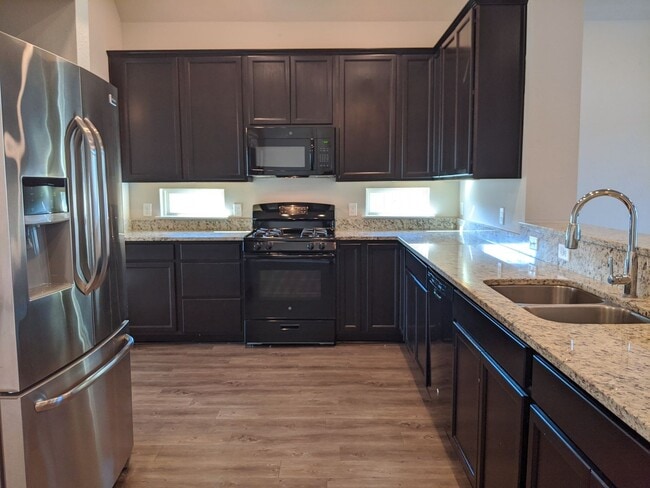 Building Photo - Available August 2026! Beautiful Home in Bryan!