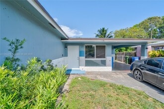 Building Photo - 538 NW 18th Ave