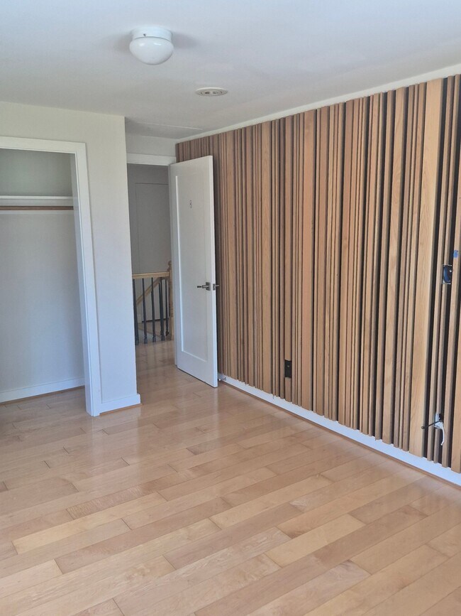 Foto del edificio - 9226 Fowler Ln