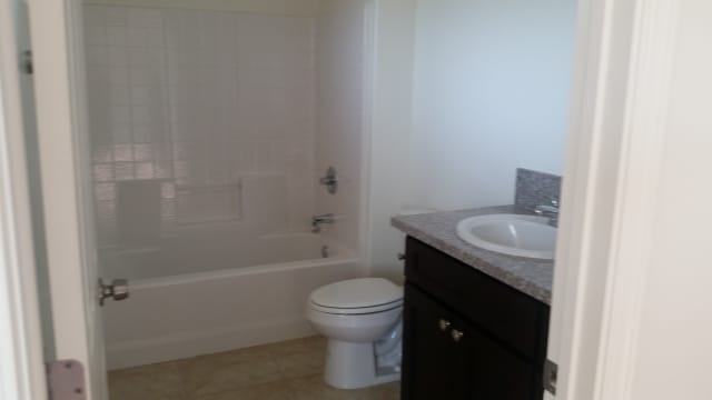 Foto del edificio - 2407 Hughes Ln