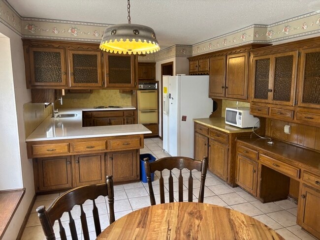 Building Photo - Large Home in NW. OKC, . Putnam City Schools
