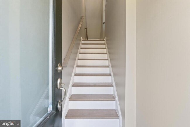 Foto del edificio - 1780 Cherry Birch St