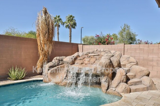 Building Photo - 4120 S Butte Ln