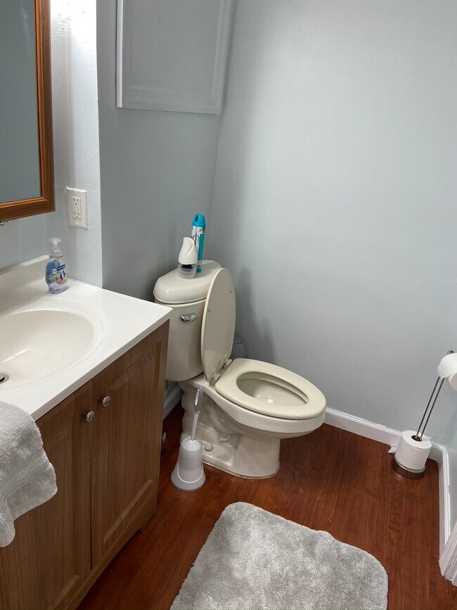 Foto del edificio - 121 Selden Blvd