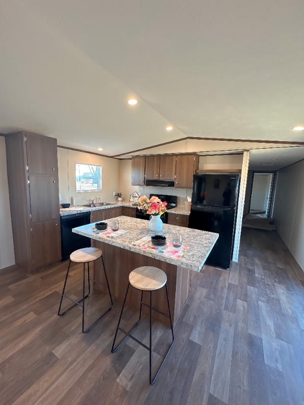 Foto principal - 200 N 28th St