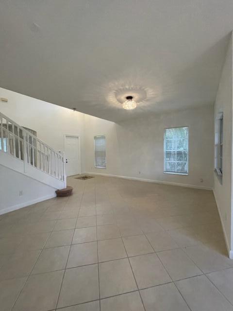 Building Photo - 1811 Flower Dr