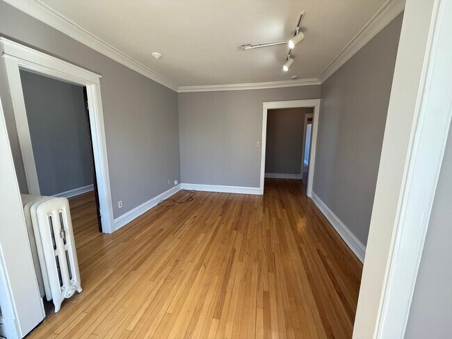 Foto del edificio - 3943 N Kostner Ave