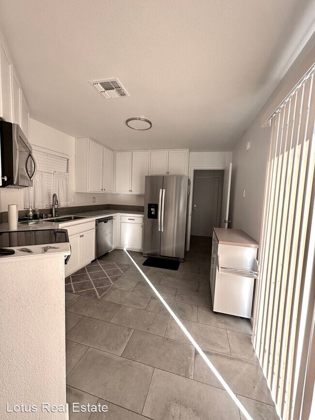 Foto del edificio - 3 br, 2 bath House - 7018 S 42nd St.