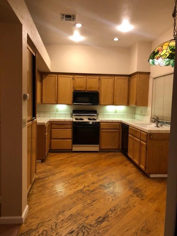 Foto del edificio - 8584 Canyon Brook Way