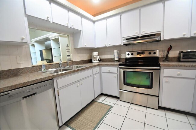 Foto del edificio - 1531 Clower Creek Dr