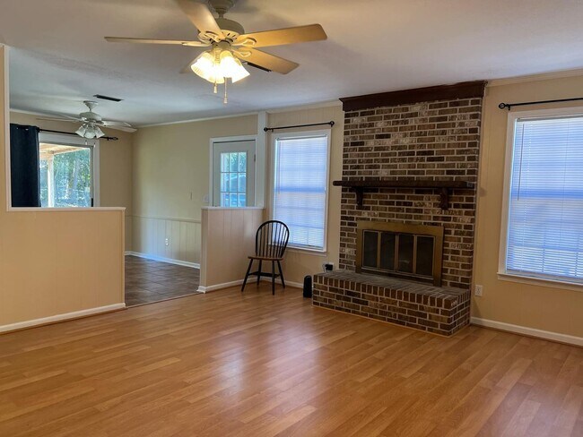 Building Photo - 3BR/2BA Available in Dothan, AL!