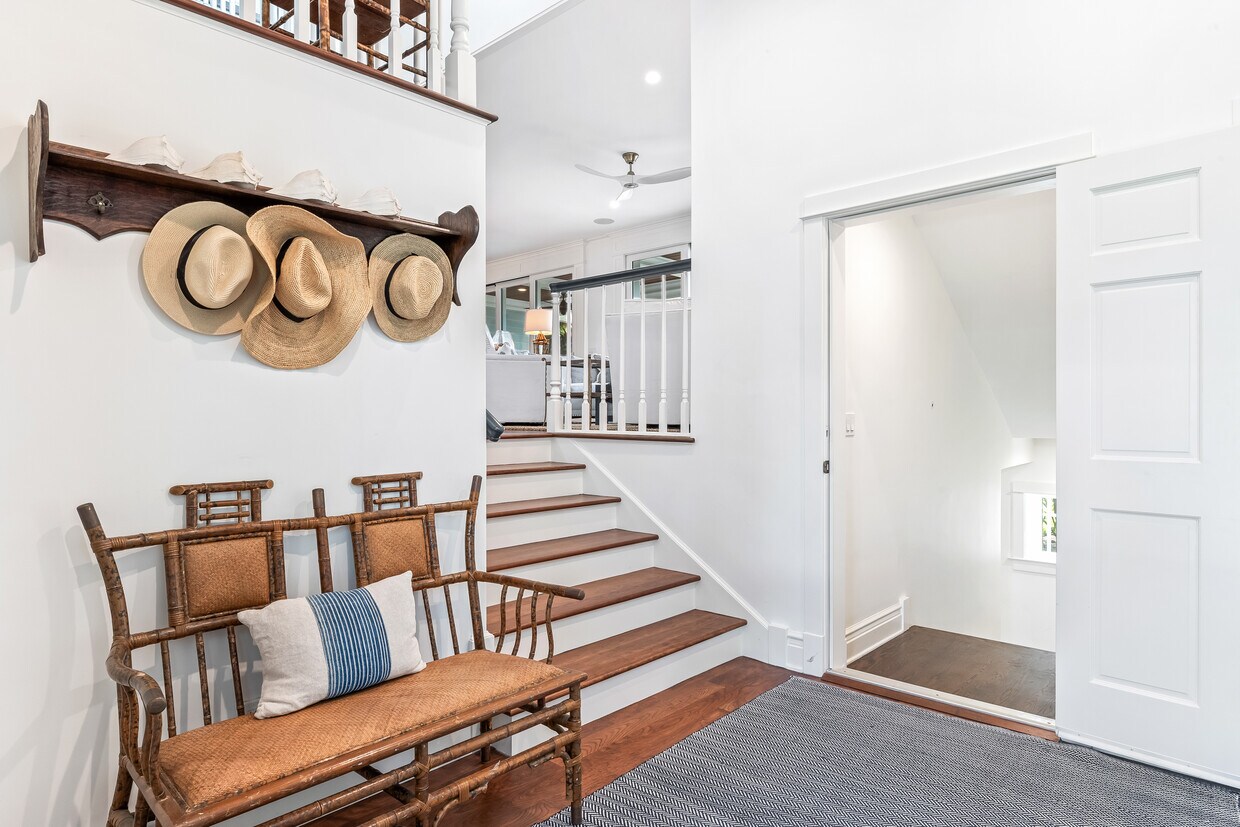 Foto principal - 573 Buttonwood Bay Dr