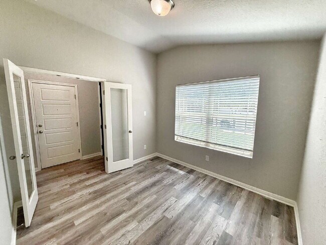 Foto del edificio - 3-Bed, 2-Bath Tribute Ranch Home w/ Office...