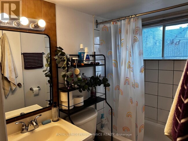 Photo du bâtiment - 110 Glynn Ave
