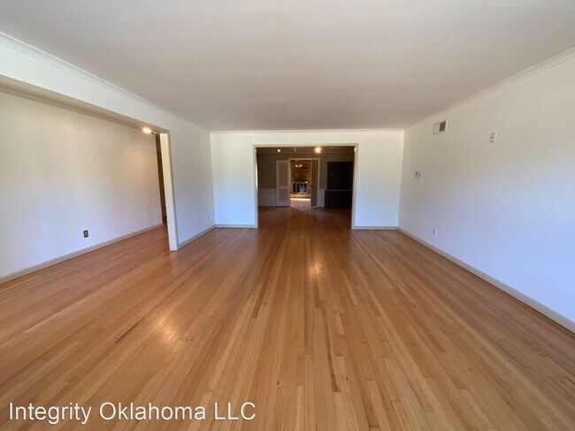 Building Photo - 3 br, 2.5 bath House - 4601 Hayden Lane