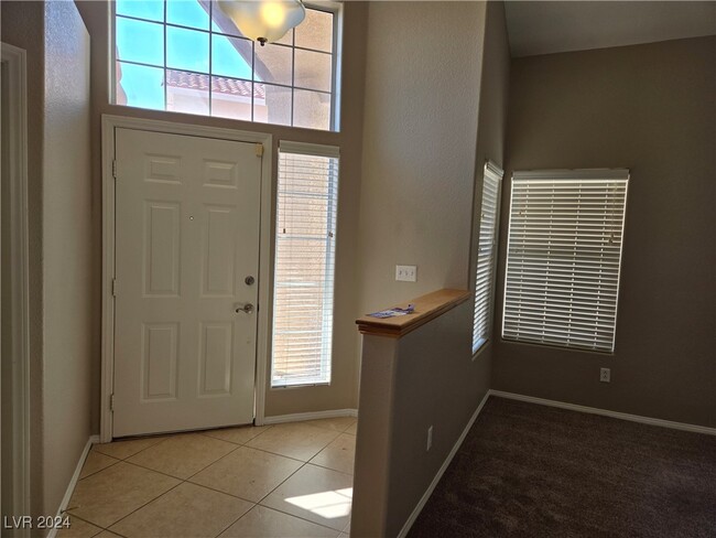 Building Photo - 1817 Summit Pointe Dr