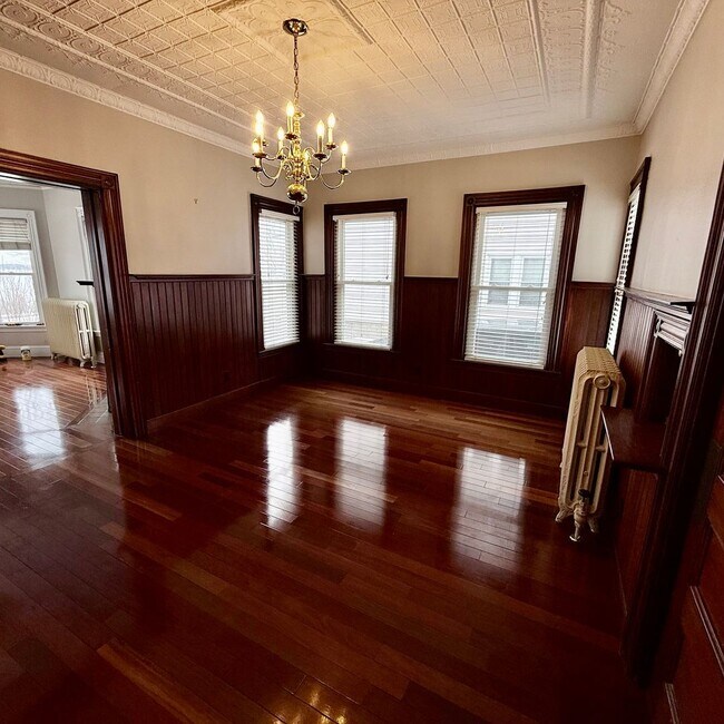 Building Photo - 2 Bed + 2 Bath | Ocean View