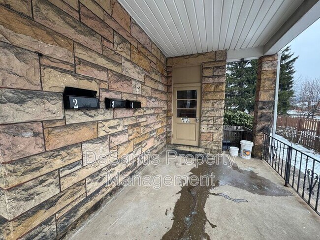 Foto del edificio - 212 N Highland Ave