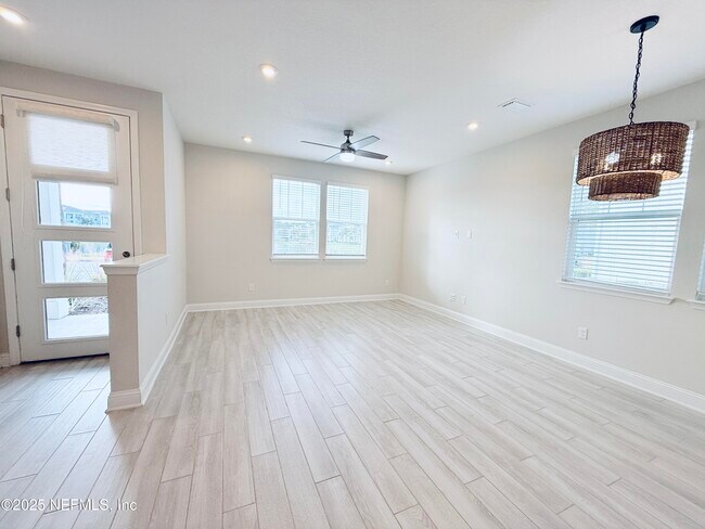 Foto del edificio - 14161 Sea Wave Ln